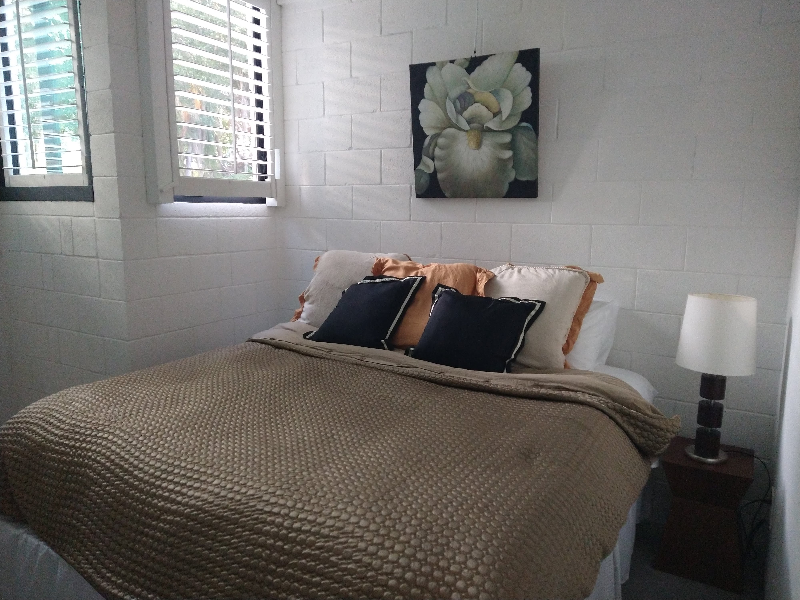 2053 Carolina Ave - Photo 5 of 48