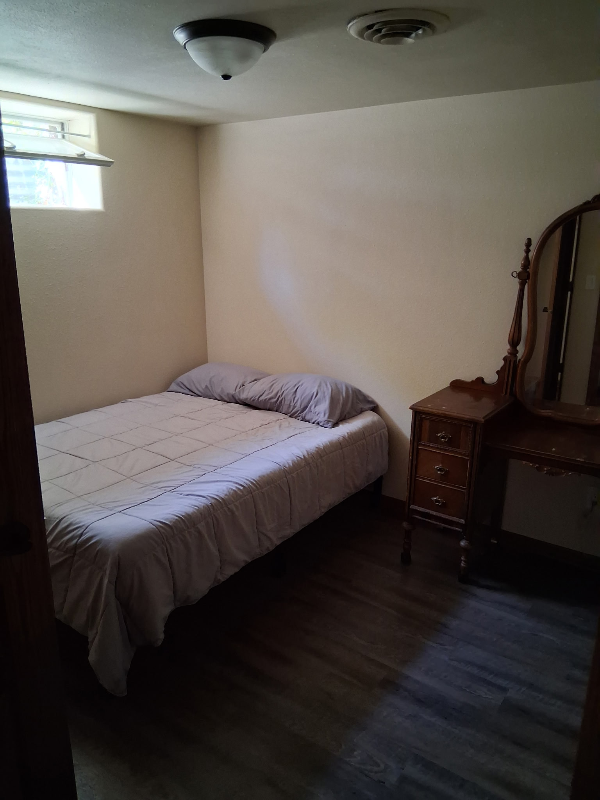 145 Indiana St - Photo 4 of 6