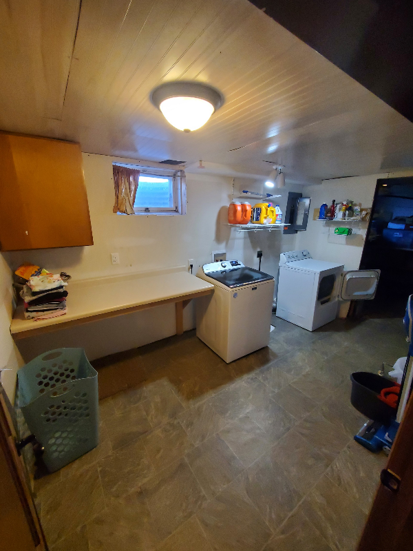 145 Indiana St - Photo 6 of 6