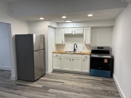 featured image of 110 E Madison Ave #B