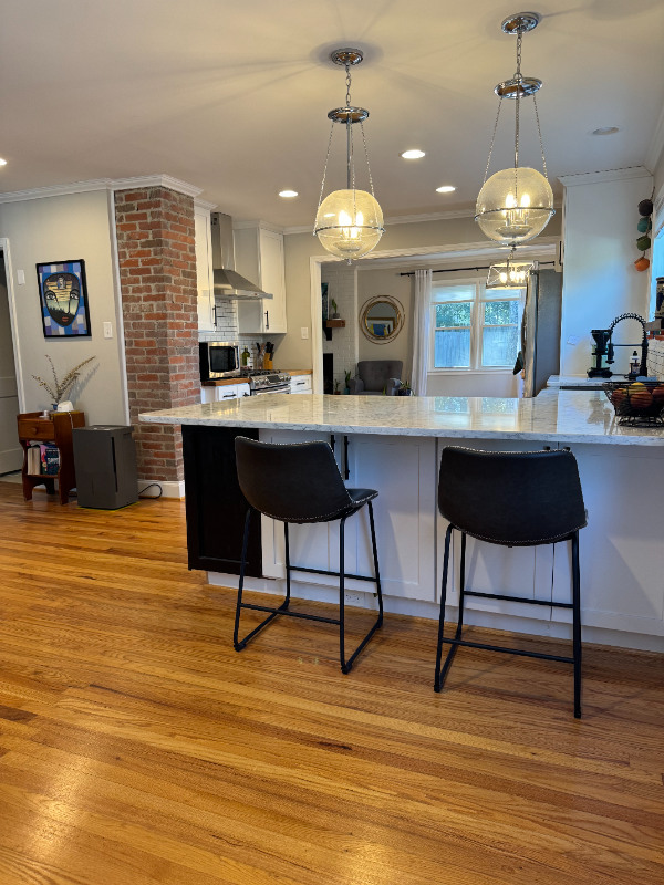 1810 Rankin St - Photo 6 of 33