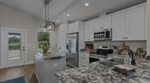 405 Nw 5th Pl - Photo 2 of 3