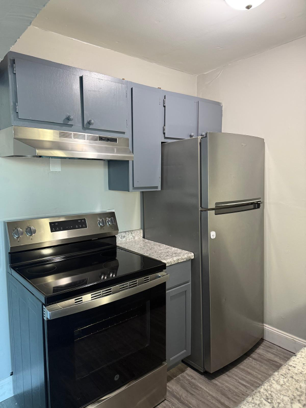 18331 W Chicago St #1 - Photo 2 of 7