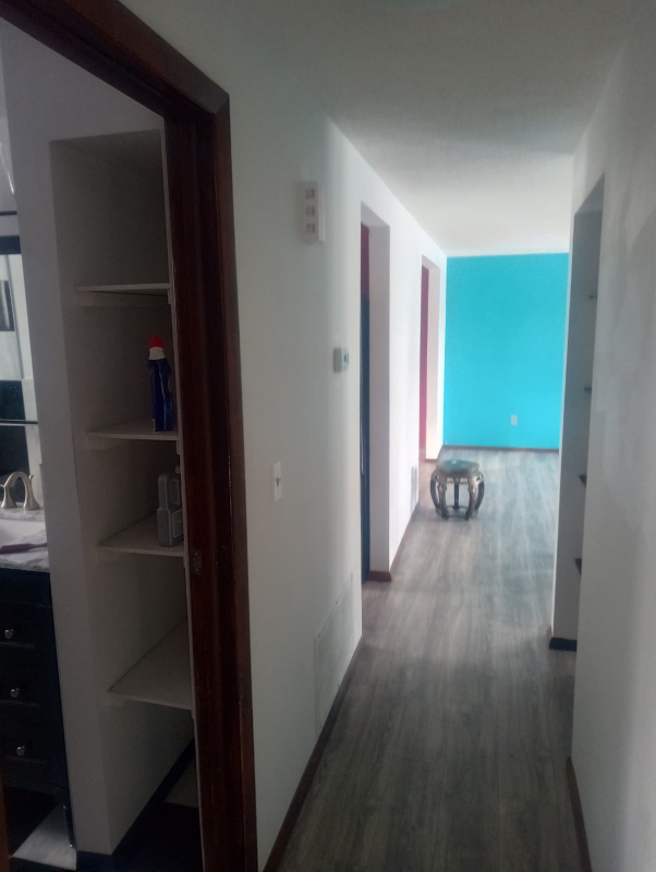 6614 Royal Pkwy S - Photo 7 of 17