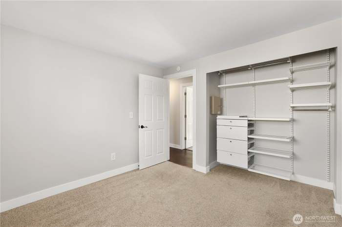 4981 31st St Ne - Photo 3 of 18