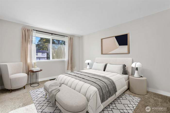 4981 31st St Ne - Photo 5 of 18