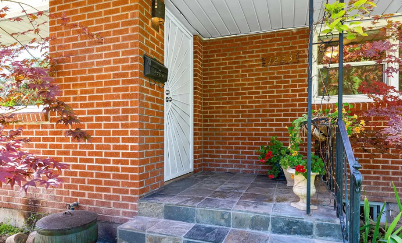 1223 S Albright St - Photo 4 of 20