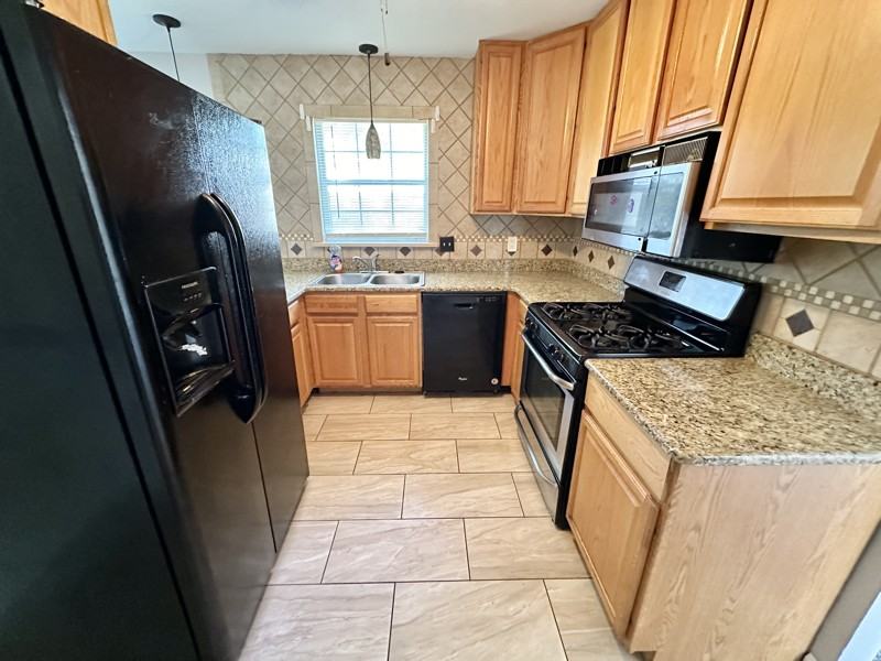 78 Cedarbrook Ln - Photo 6 of 32