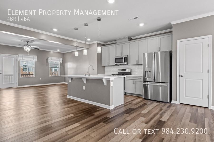 507 Brushford Ln #1 - Photo 4 of 32