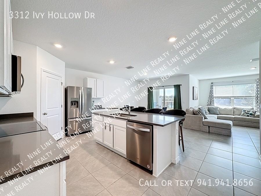 3312 Ivy Hollow Dr - Photo 2 of 14