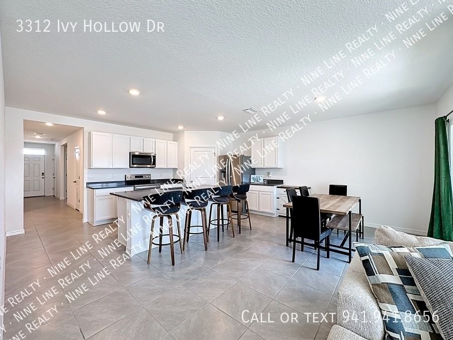 3312 Ivy Hollow Dr - Photo 5 of 14