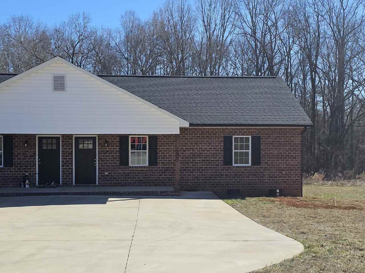 179 Glen Gar Dr - Photo 2 of 18