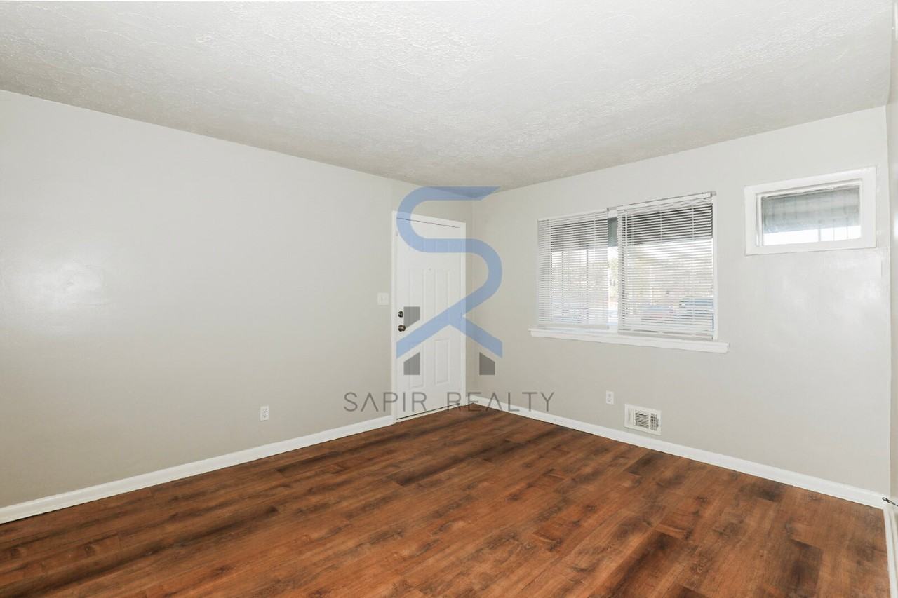 2829 Belvedere Ln Apt 5 - Photo 4 of 15