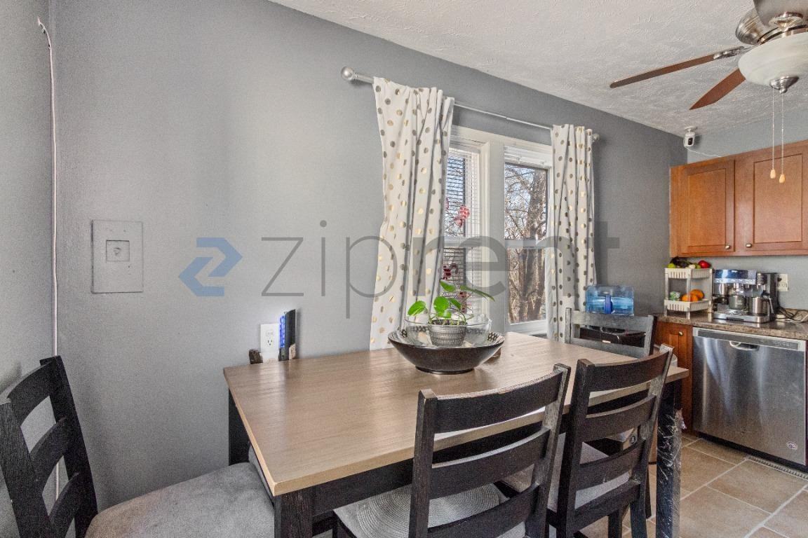 4019 N 44th St - Photo 7 of 22