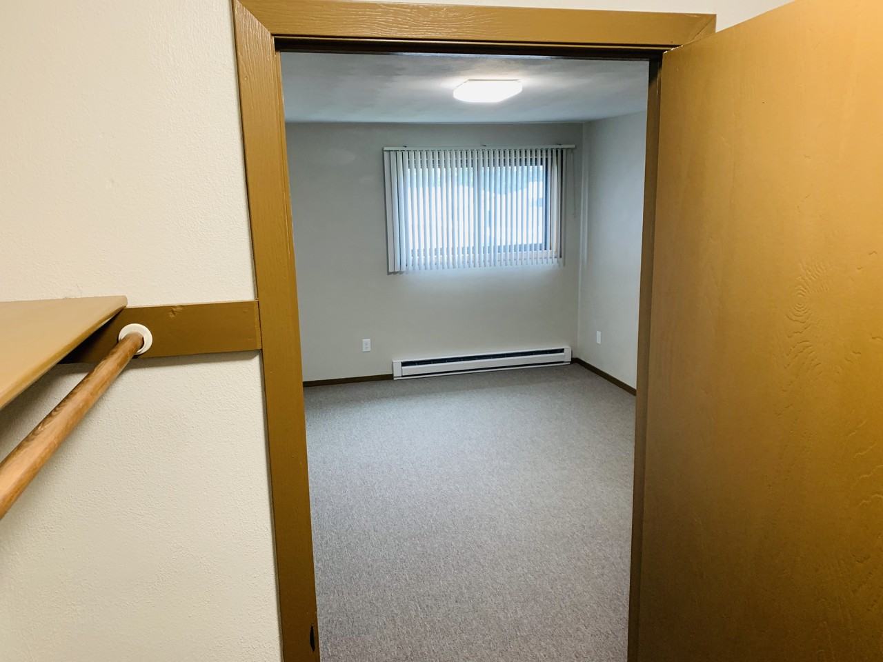 1005 S Lake St #H - Photo 7 of 15