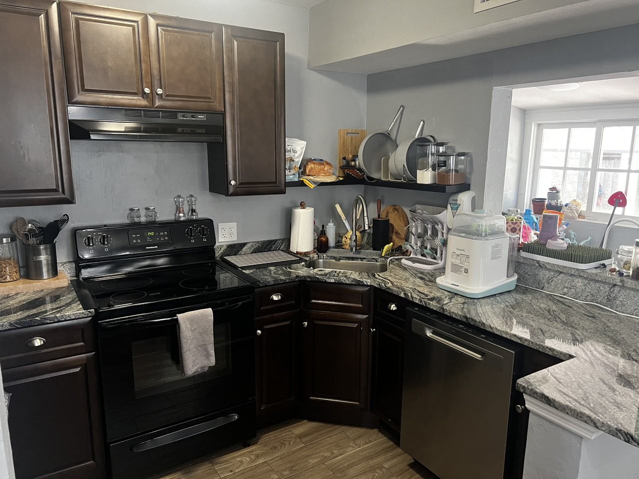 1533 Hough St #1533 - Photo 7 of 25