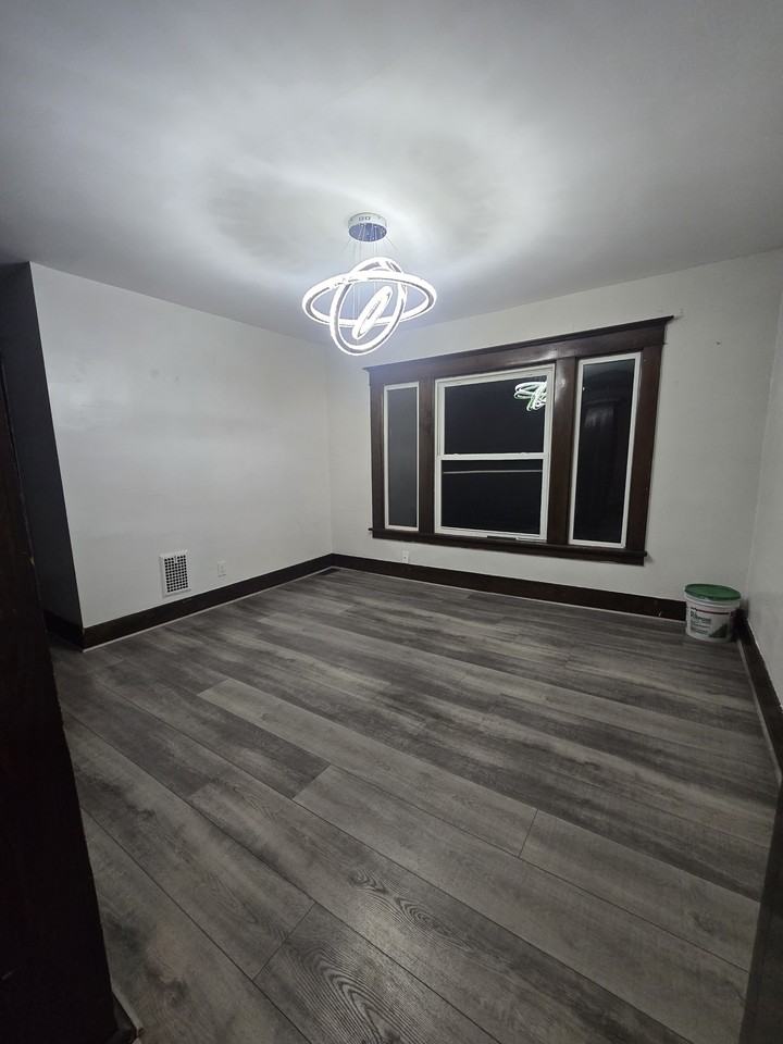 34 Roanoke Pkwy - Photo 3 of 5