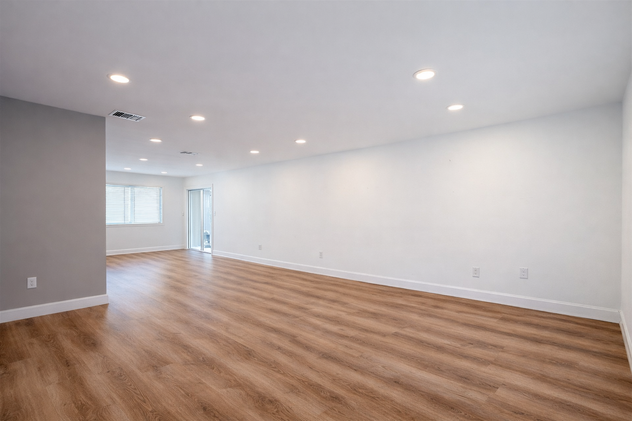 8127 Chesebro Ave #NA - Photo 4 of 27