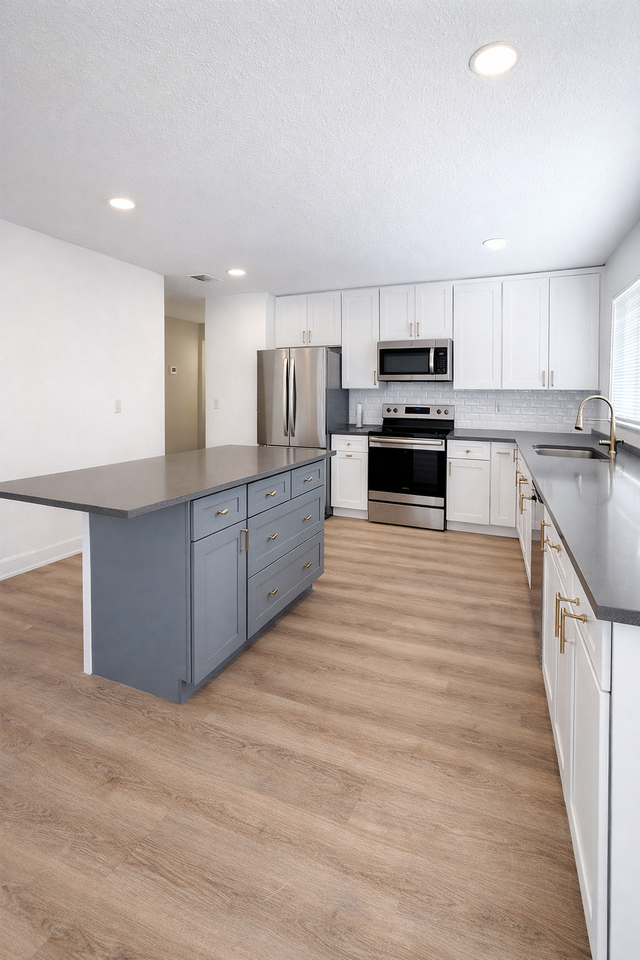 8127 Chesebro Ave #NA - Photo 7 of 27