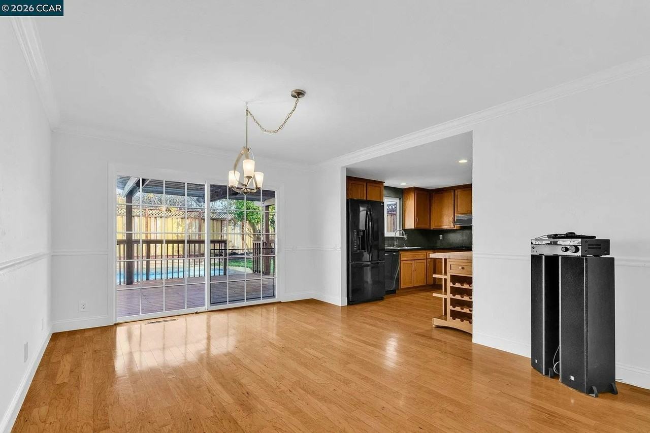 648 Brookfield Drive - Photo 2 of 14