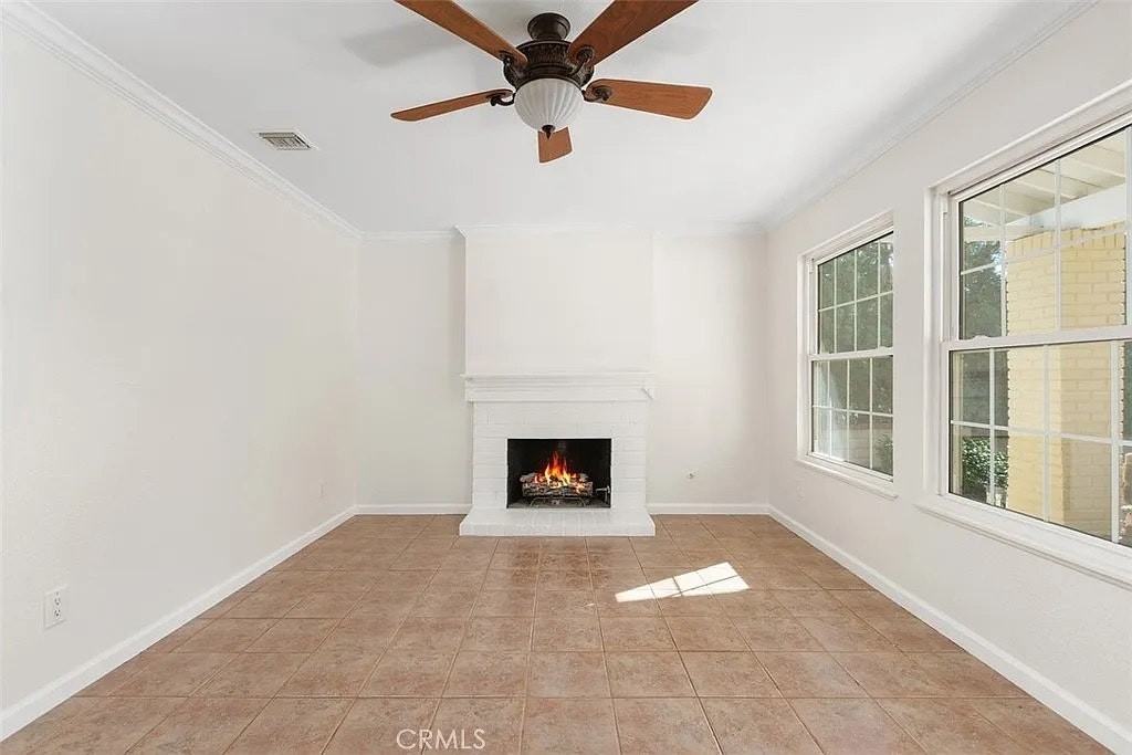 1691 West Ontario Avenue - Photo 3 of 16