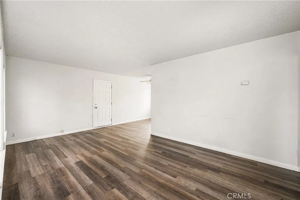 166 East Osgood Street - Photo 3 of 19