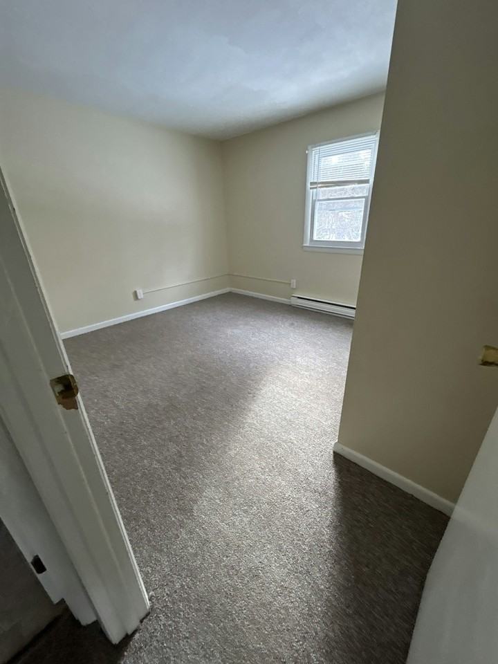 17 Winter St, Unit 6 - Photo 5 of 8