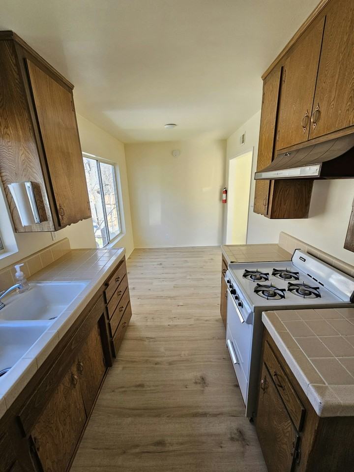 633 Pasadena Trail, Unit 2 - Photo 5 of 21