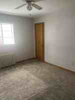 featured image of 41 S Oak St #1