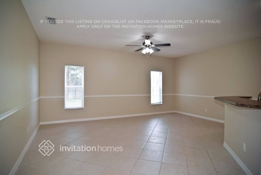 1385 Se Proctor Ln - Photo 6 of 17