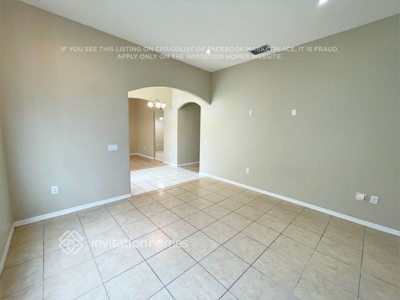 25150 Conestoga Dr - Photo 2 of 15