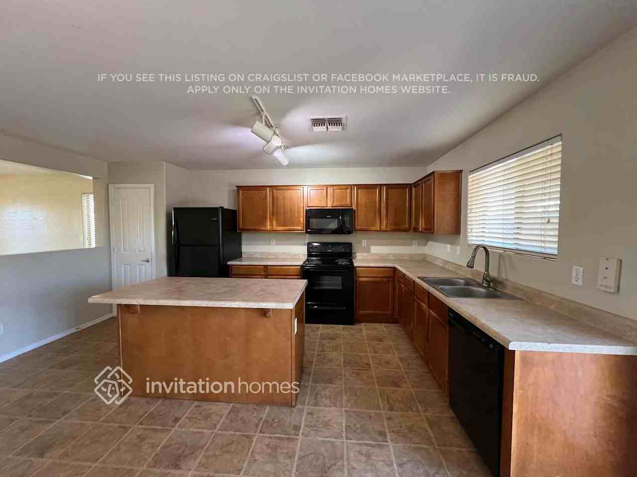 45138 W Miramar Rd - Photo 5 of 17