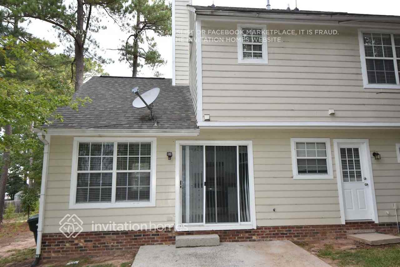 4 Halsey Pl - Photo 2 of 3