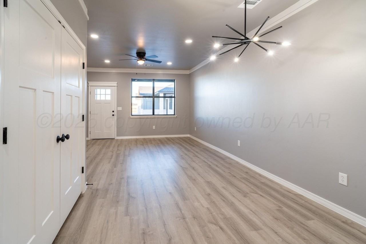 14361 Periwinkle Dr - Photo 6 of 22