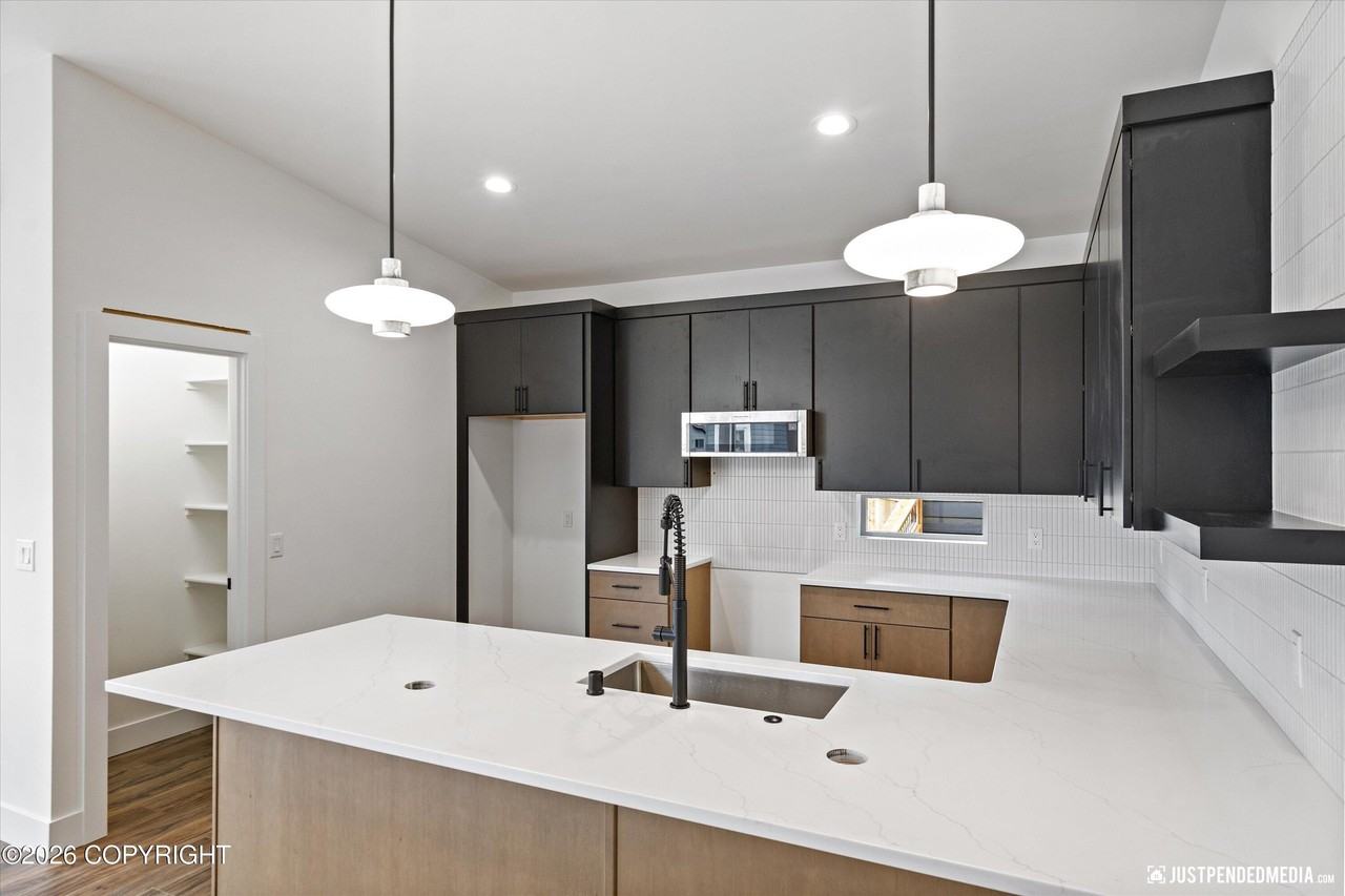 5376 Sandhill Loop - Photo 3 of 14