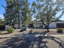 featured image of 4929 E Sunnyside Dr