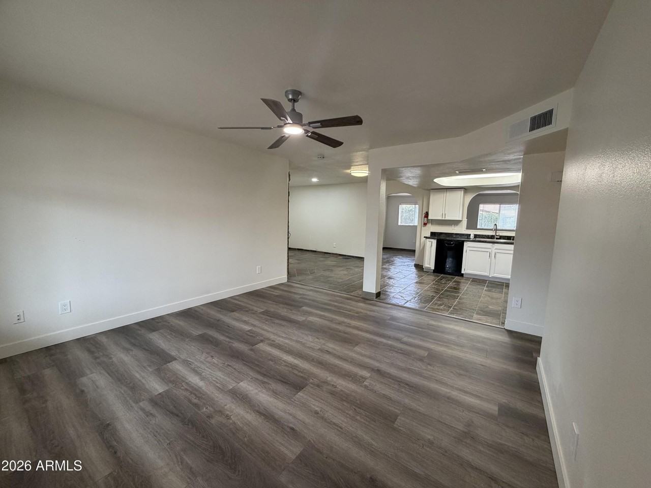 3305 E Helena Dr - Photo 4 of 26