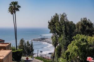 featured image of 17921 Vicino Way