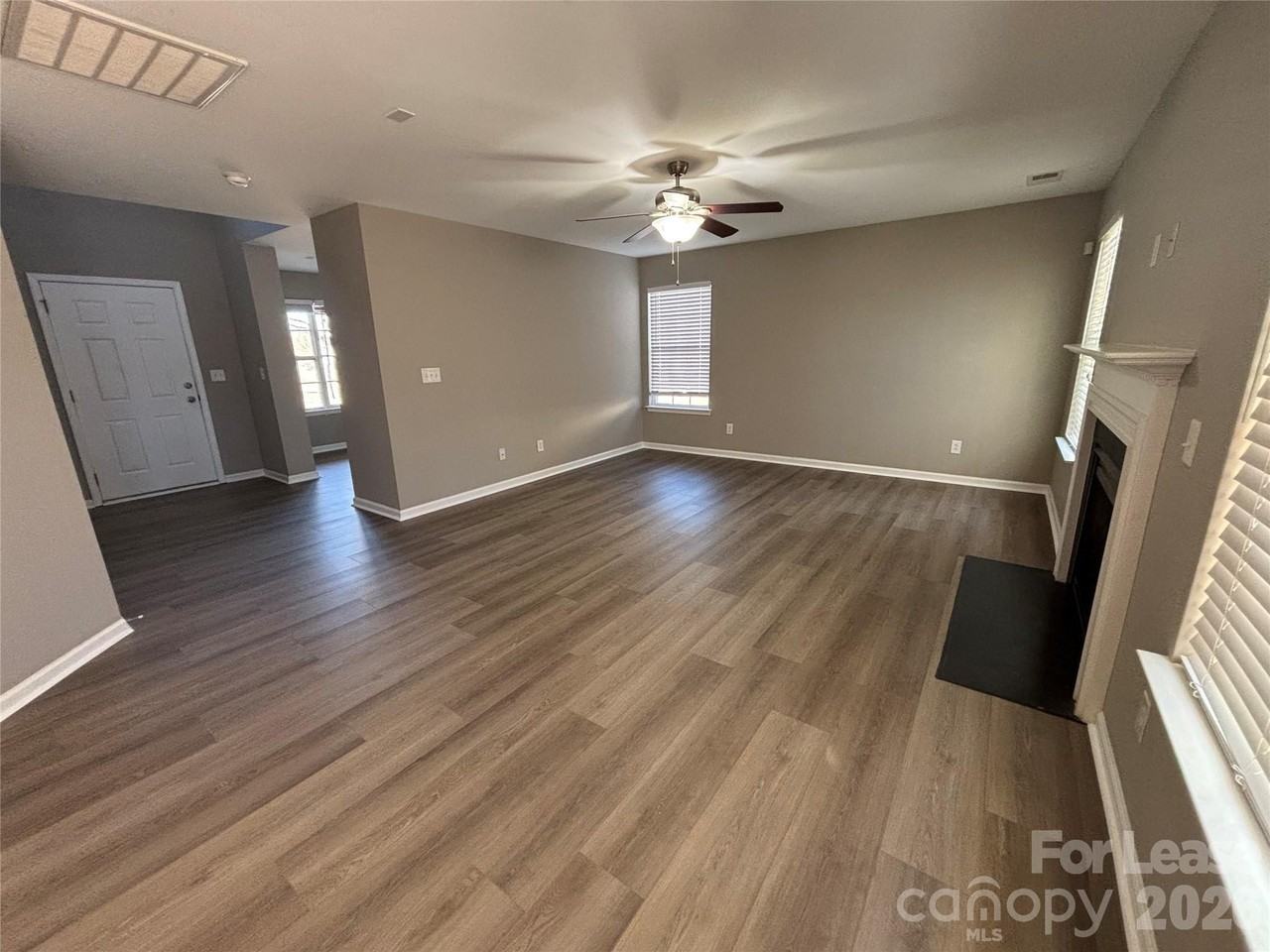 169 Morning Sun Dr - Photo 4 of 17