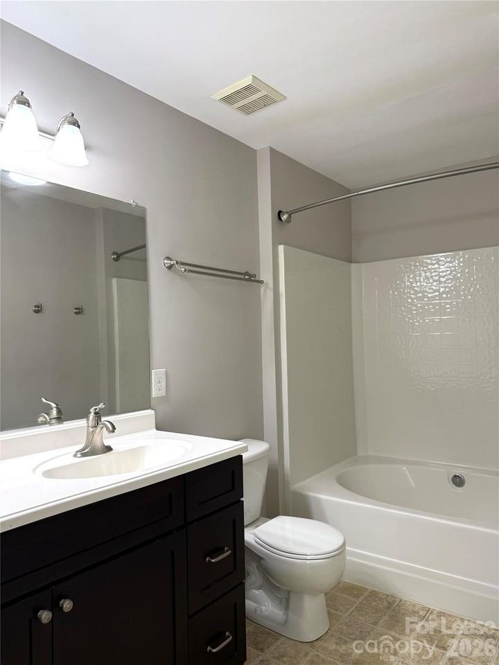 10895 Garden Oaks Ln - Photo 7 of 12