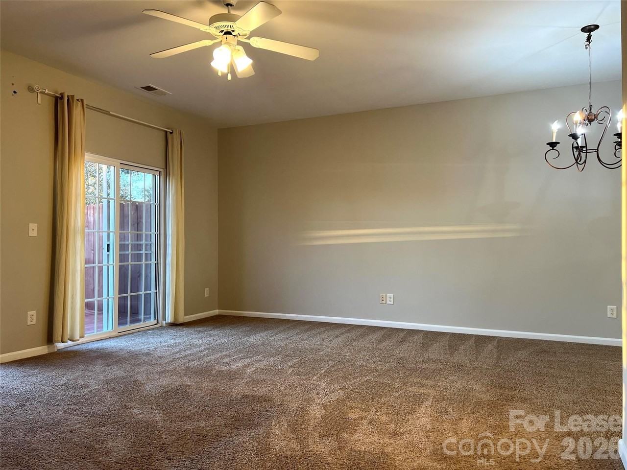 9844 Walkers Glen Dr Nw - Photo 4 of 16