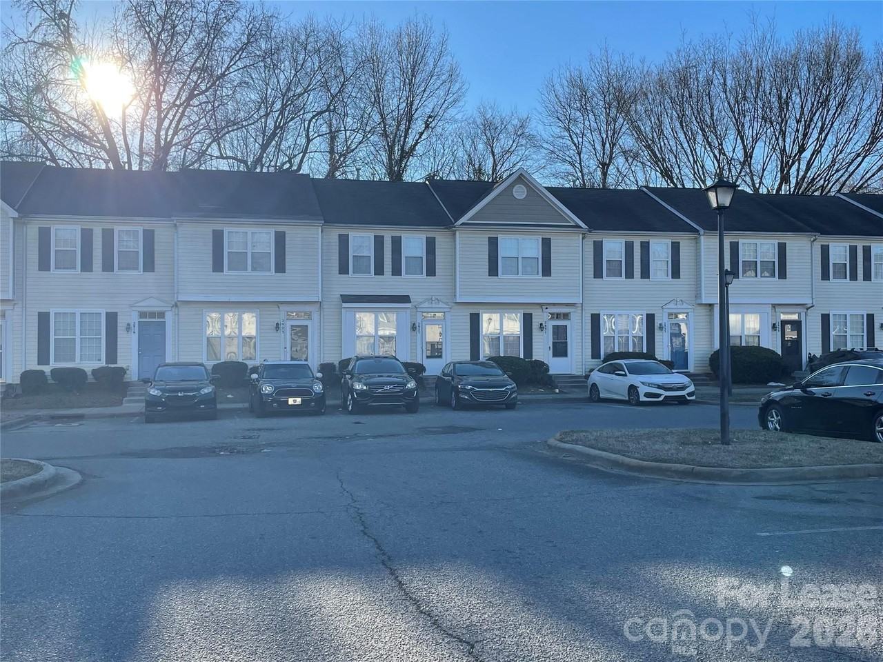 3129 Nevin Place Dr - Photo 2 of 23