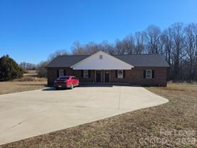 179 Glen Gar Dr - Photo 1 of 1