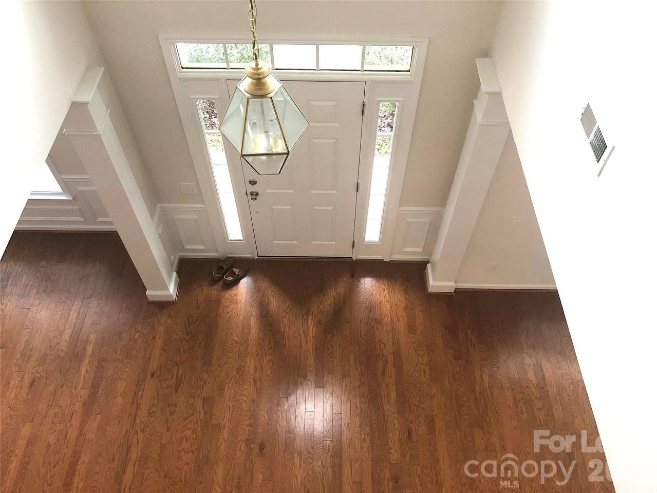 9525 Oswald Ln - Photo 2 of 23