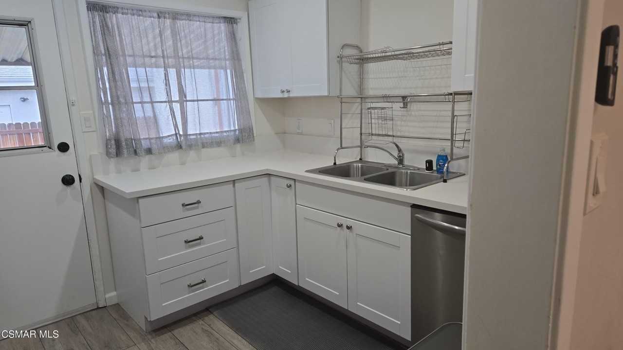 18029 Bullock St - Photo 6 of 18