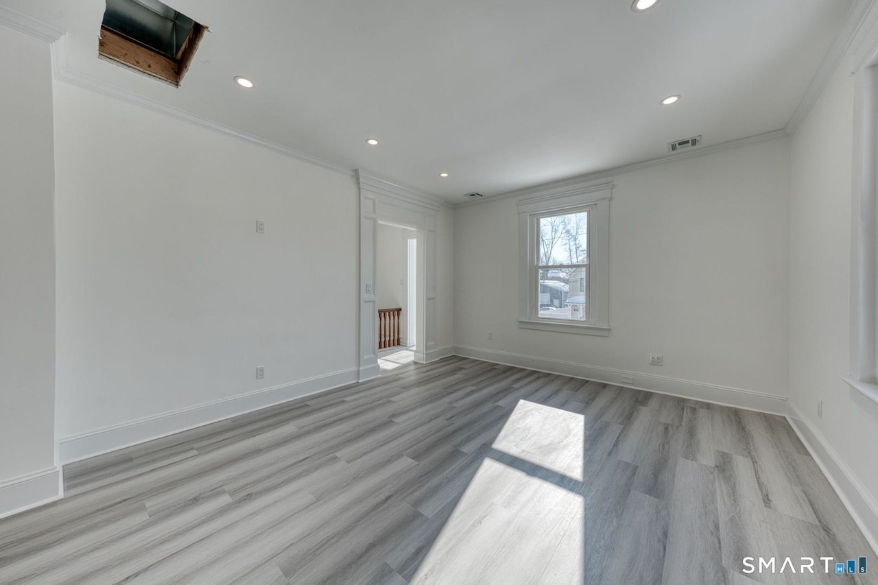 44 Wallace Row 2nd Fl #2ndFL - Photo 5 of 30