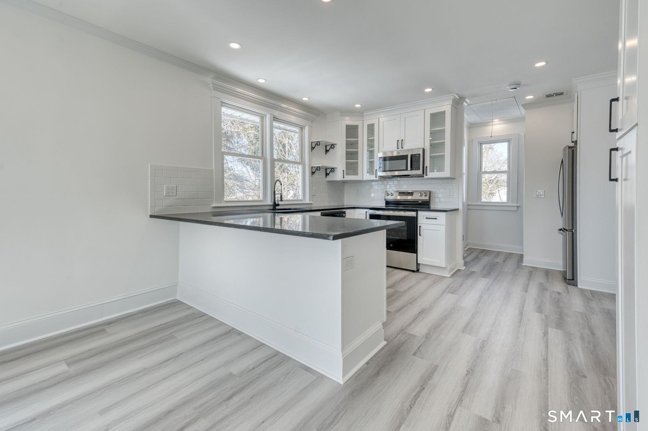 44 Wallace Row 2nd Fl #2ndFL - Photo 6 of 30