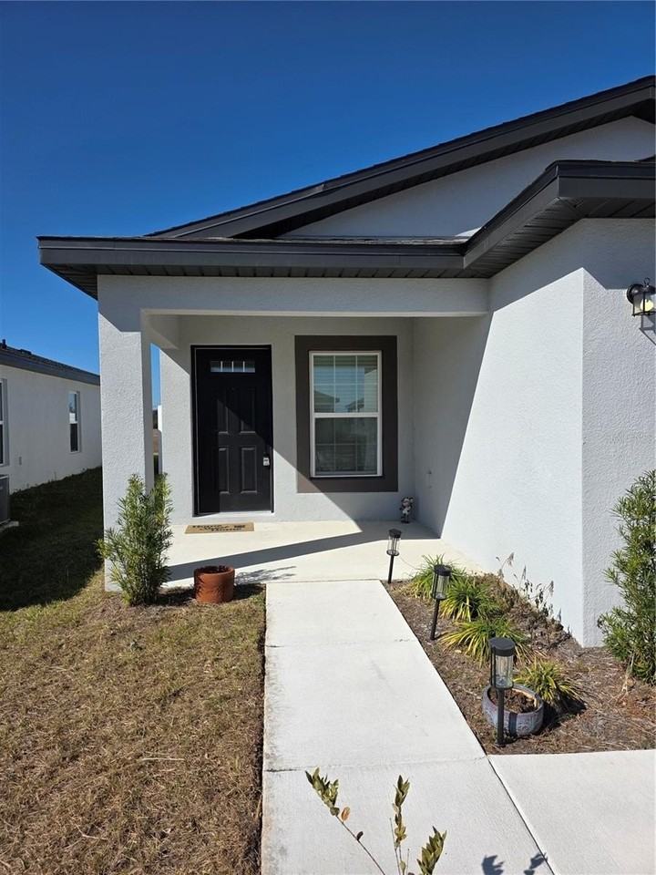 29554 Fedora Cir - Photo 3 of 21