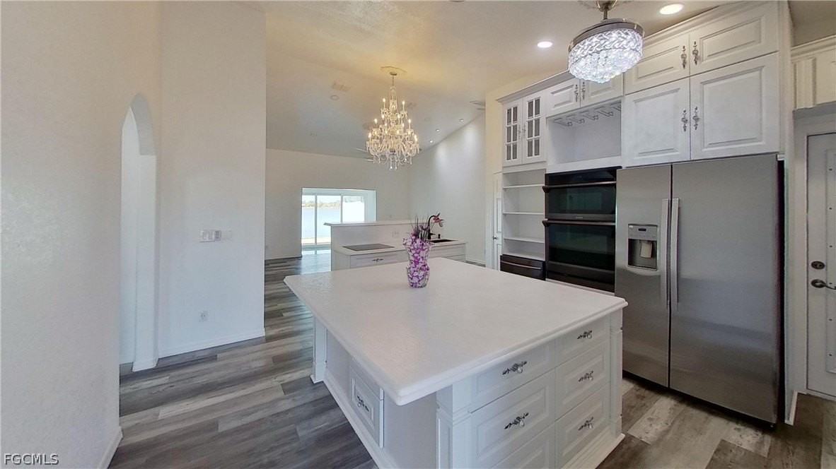 546 Se 5th Ave - Photo 4 of 33