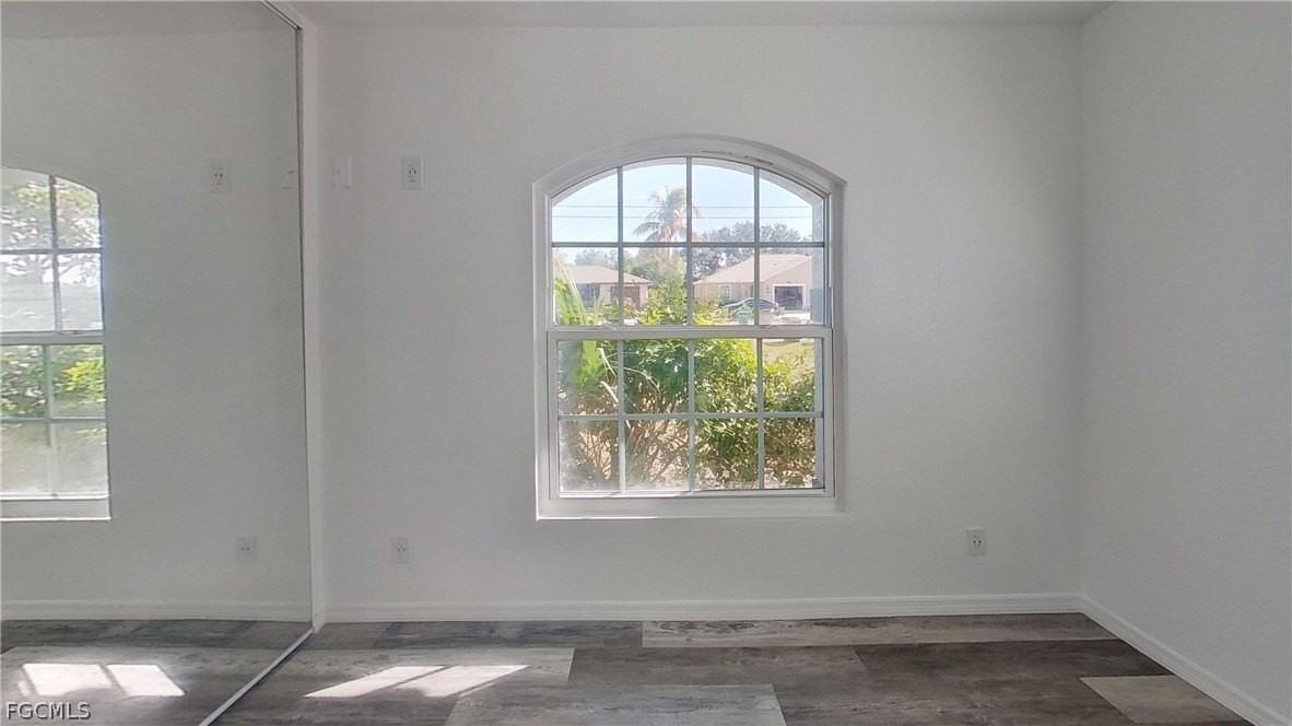 546 Se 5th Ave - Photo 7 of 33